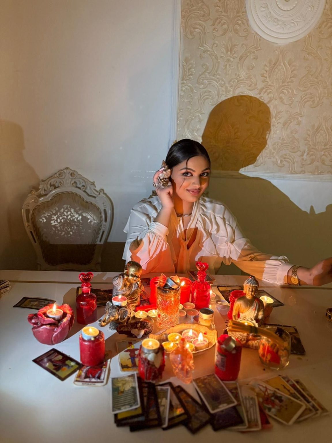 Ghicit tarot online și magie albă
